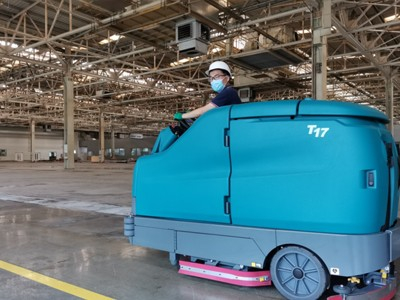 地下停車場(chǎng)應(yīng)該怎樣選擇洗地機(jī)？