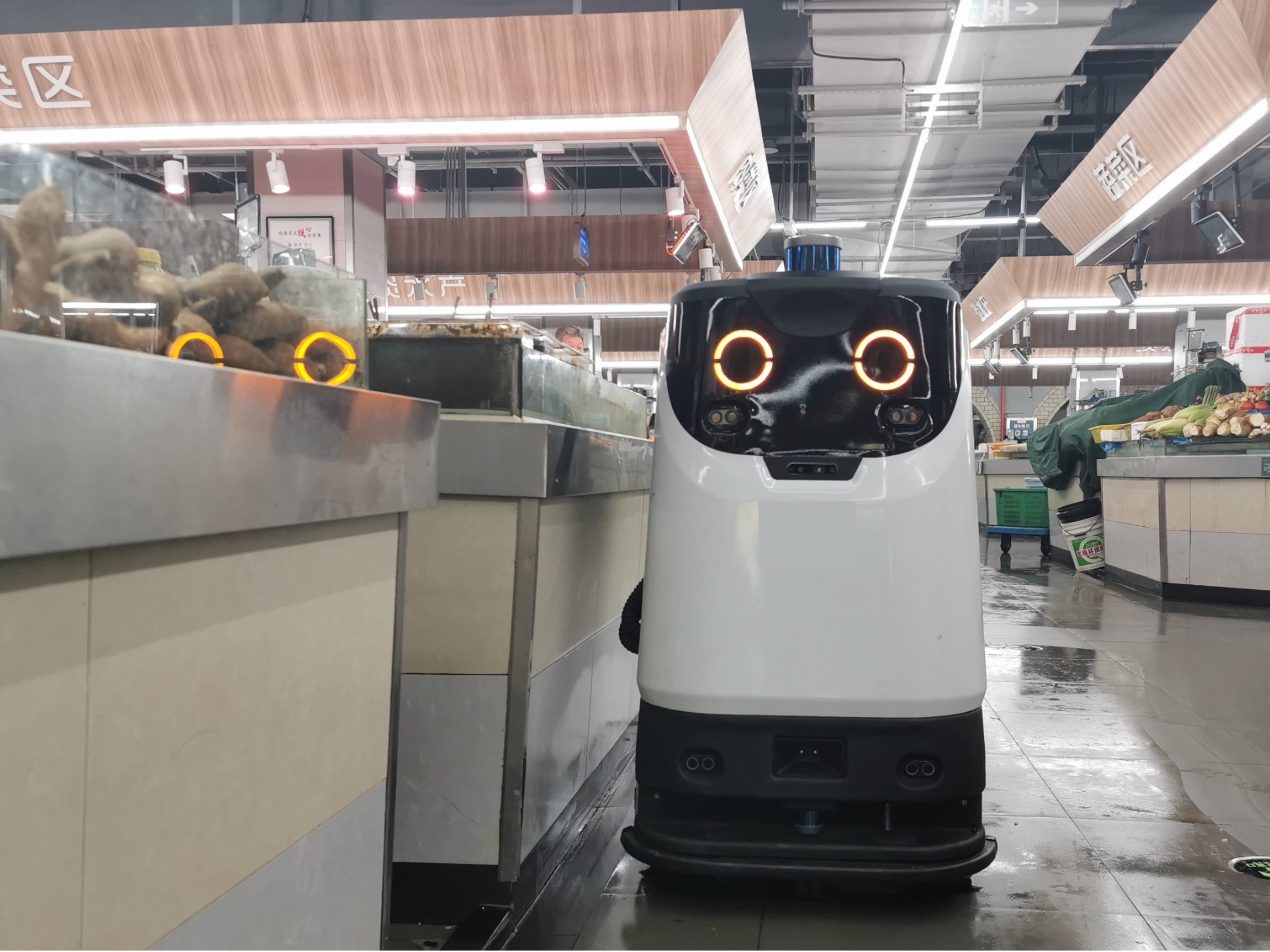 山姆山東拓局：地面清潔成運(yùn)營(yíng)關(guān)鍵，坦力洗地機(jī)攜 “硬實(shí)力” 護(hù)航